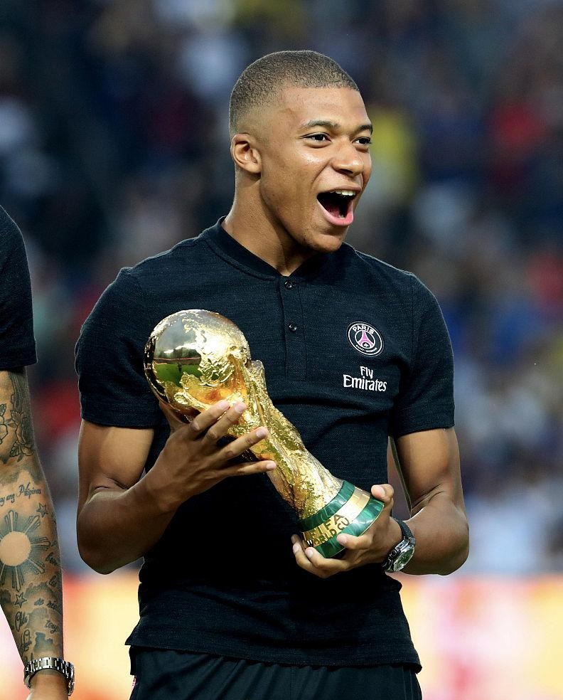 冲突真因曝光！东契奇数次辱骂引争端 施罗德走廊蹲守挥拳击打未果