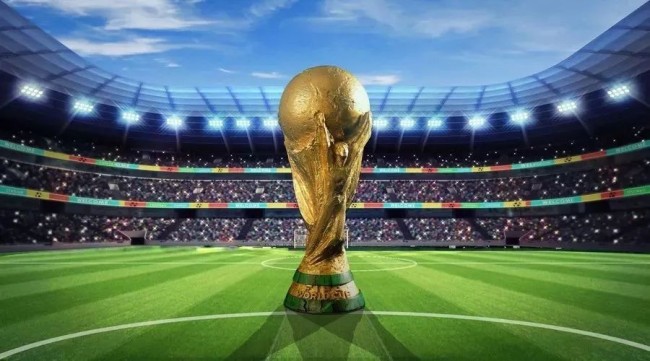 德甲巅峰对决：莱红牛主场阻击拜仁，残阵豪门遇高压考验