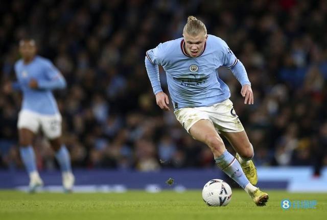 [天下足球]凯恩帽子戏法 拜仁战胜奥格斯堡